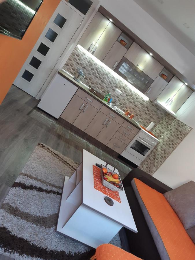 Apartman Hedonija Nova Varos Ngoại thất bức ảnh
