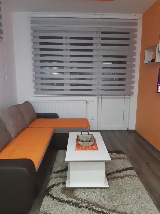 Apartman Hedonija Nova Varos Ngoại thất bức ảnh