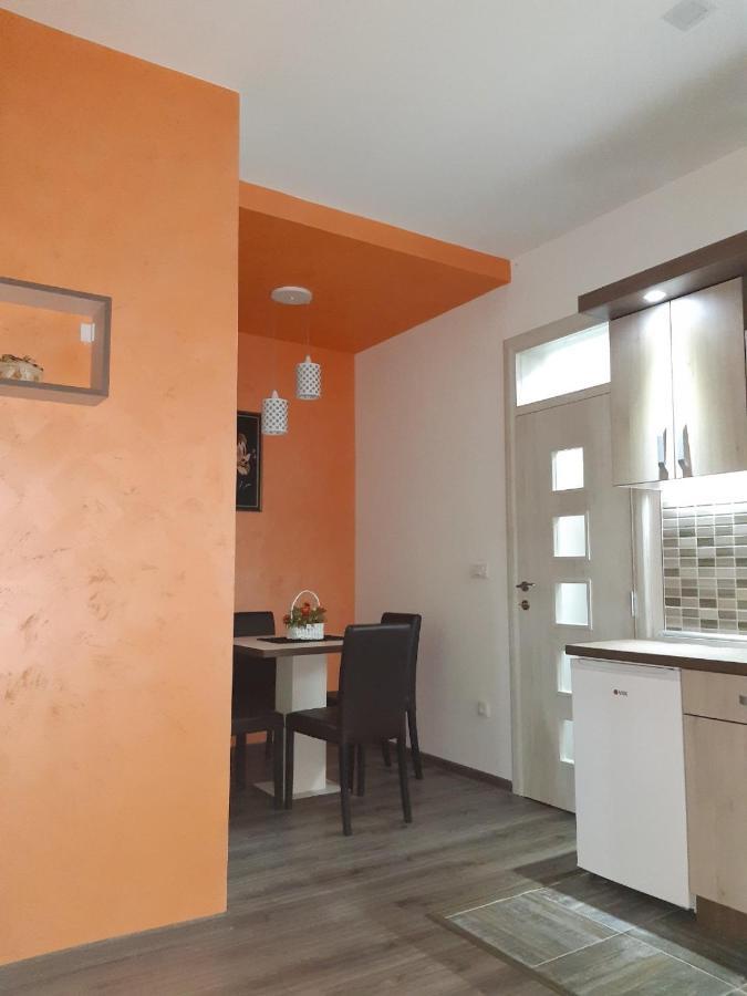 Apartman Hedonija Nova Varos Ngoại thất bức ảnh