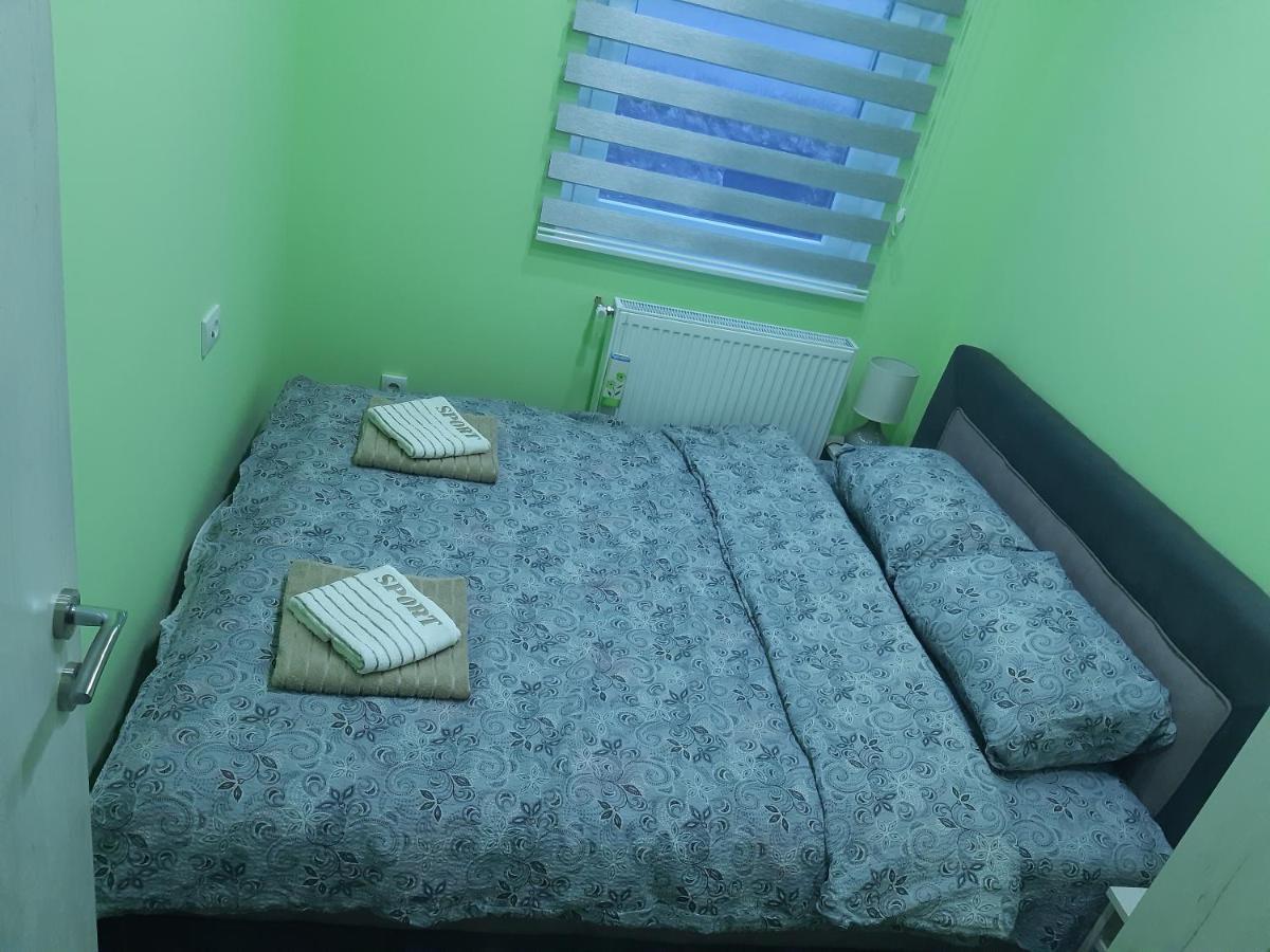 Apartman Hedonija Nova Varos Ngoại thất bức ảnh