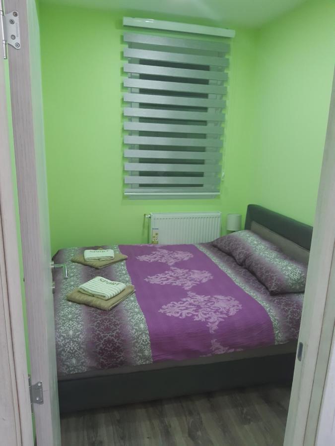 Apartman Hedonija Nova Varos Ngoại thất bức ảnh