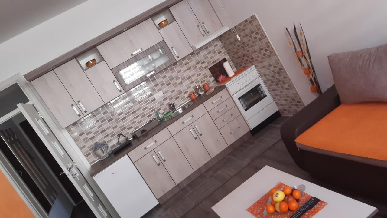 Apartman Hedonija Nova Varos Ngoại thất bức ảnh