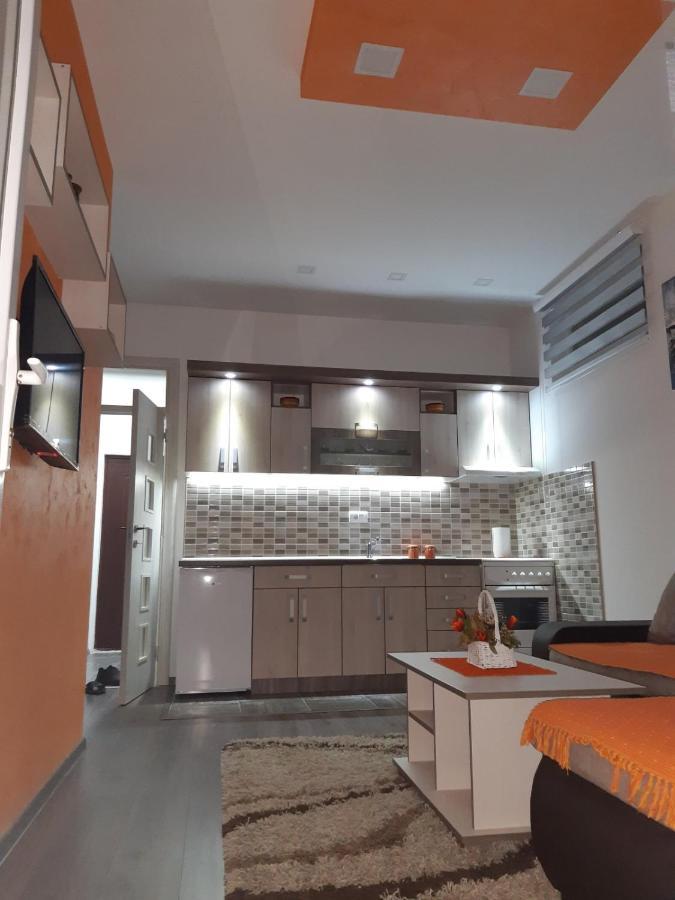 Apartman Hedonija Nova Varos Ngoại thất bức ảnh